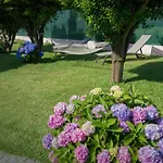 Homestay Em *