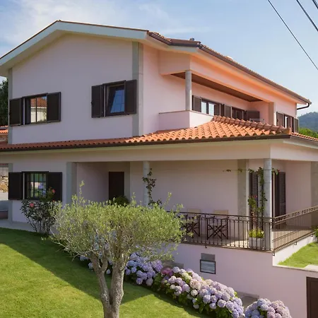 Em Quarto em Acomodações Particulares *